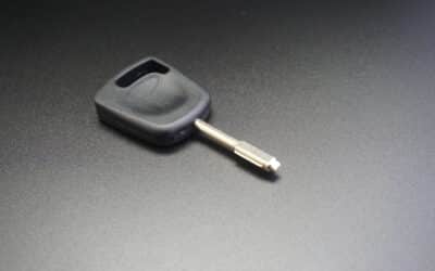 Should I Choose a Dealer or Locksmith for Car Keys?